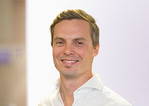 Dr. Paul Ritschel